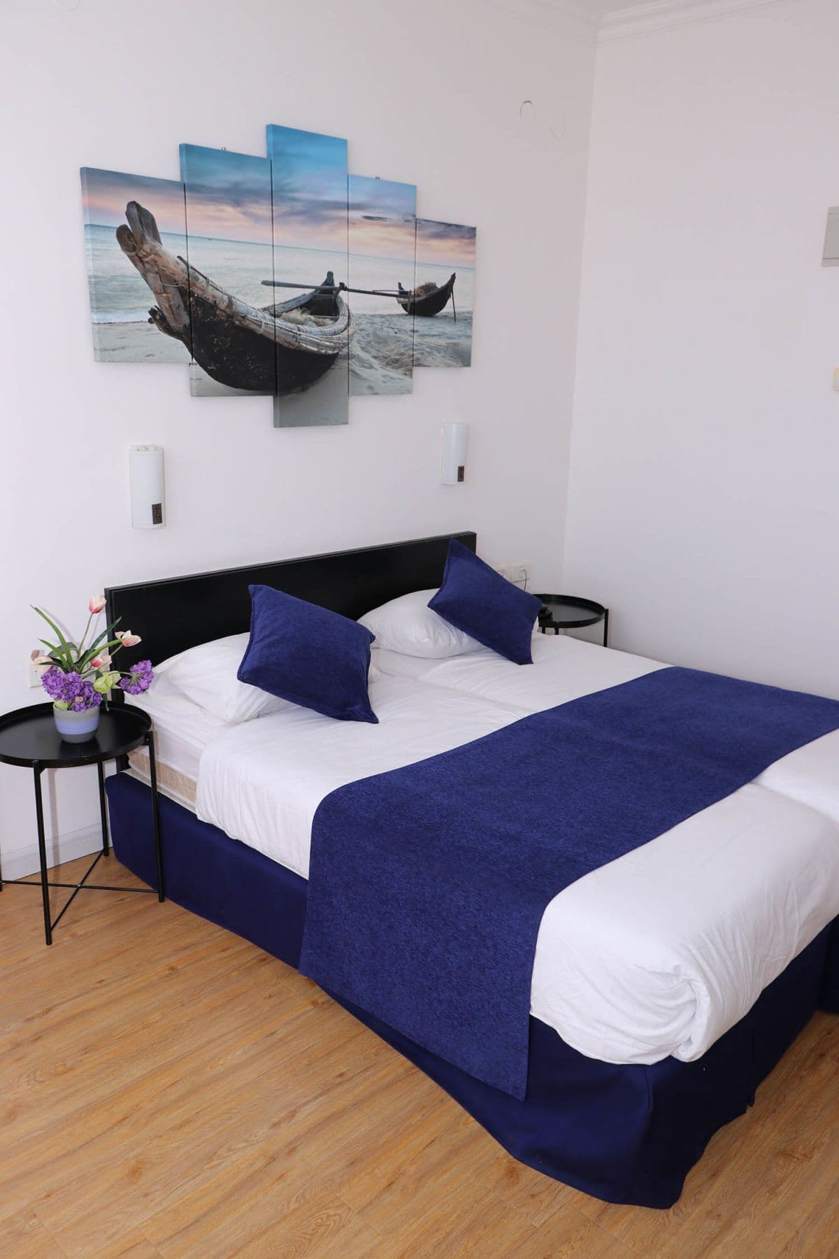 Comfort Room  1