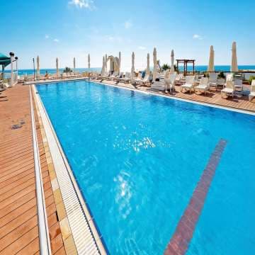 Island Luxurious Suites Hotel in Netanya 2